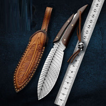 Load image into Gallery viewer, Damascus Steel Feather Pattern Knife
