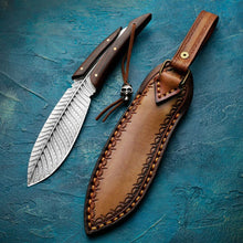 Load image into Gallery viewer, Damascus Steel Feather Pattern Knife
