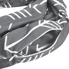 Load image into Gallery viewer, Fashion Infinity Scarf with Pocket
