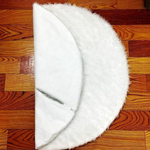 Load image into Gallery viewer, Faux Fur Christmas Tree Skirt

