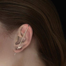 Load image into Gallery viewer, Ear Wrap Crawler Hook Earrings (2 PCS)
